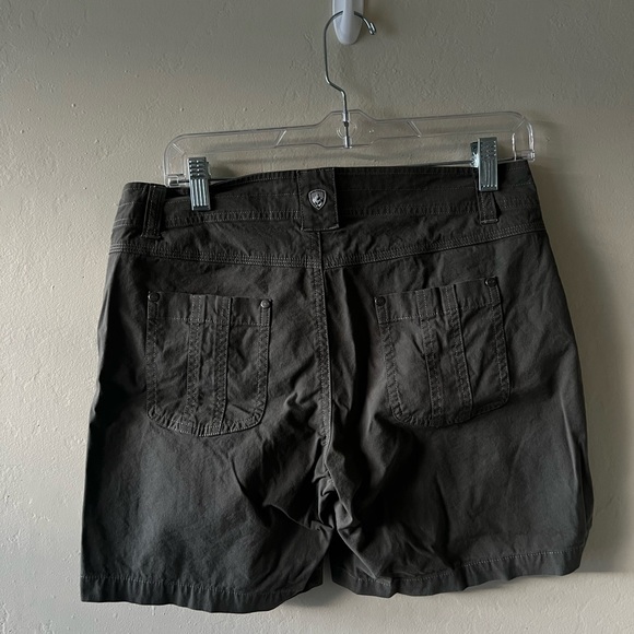 Kuhl Women's green Cargo‎ Shorts - Picture 4 of 5